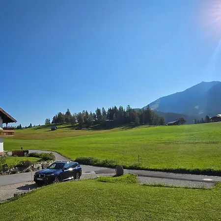 Haus Wiesenruh - Mountain View Apartmán *